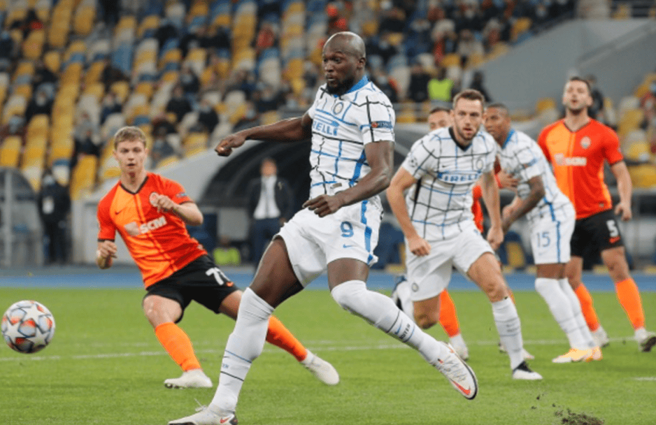 今晨突围战来临；亚特兰大围绕欧冠主帅复盘；质疑声仍在；赛季目标并未改变