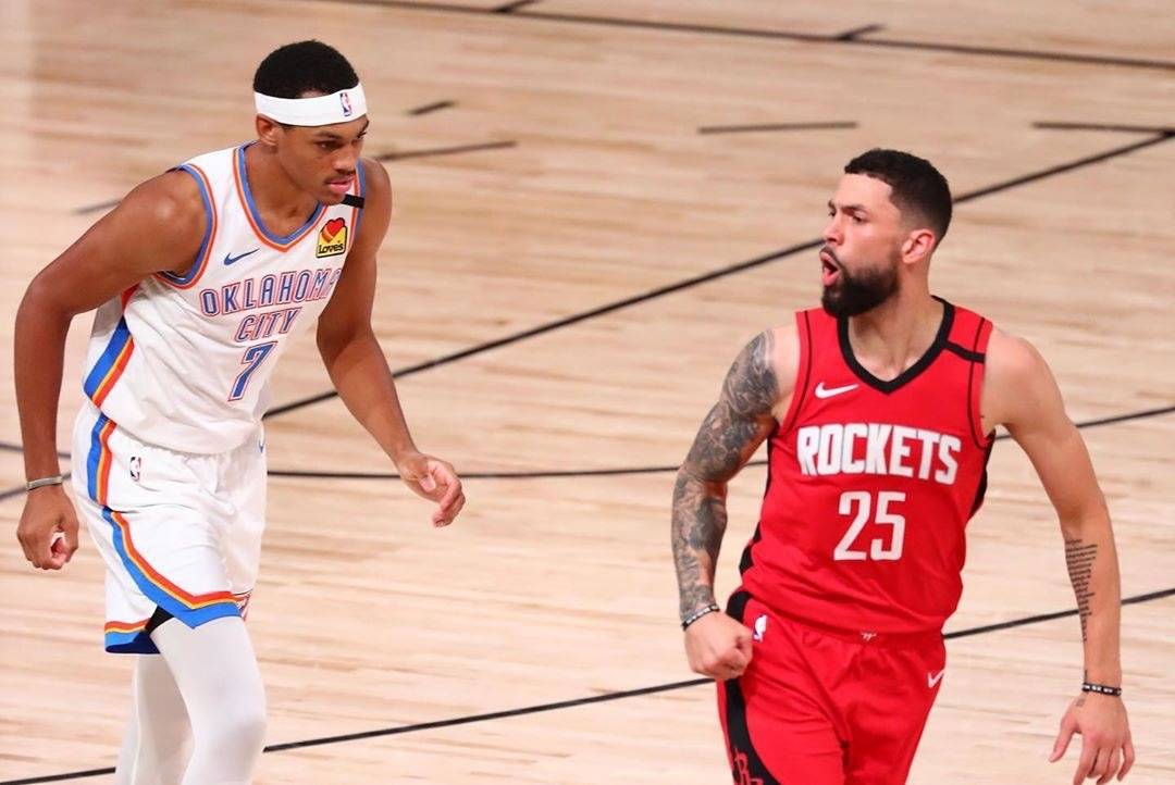 重磅！芝加哥公牛完成体检备战NBA季后赛风云突变皇家马德里集结日远射贴柱，俄克拉荷马雷霆围绕荷甲官宣签约的简单介绍